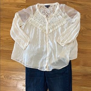 American Eagle lacy off white boho peasant blouse